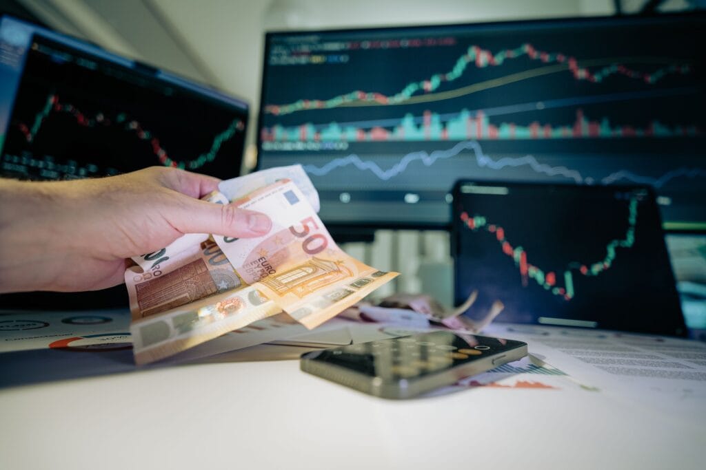 O Que é Selic? Entenda como a taxa básica de juros influencia investimentos e financiamentos.